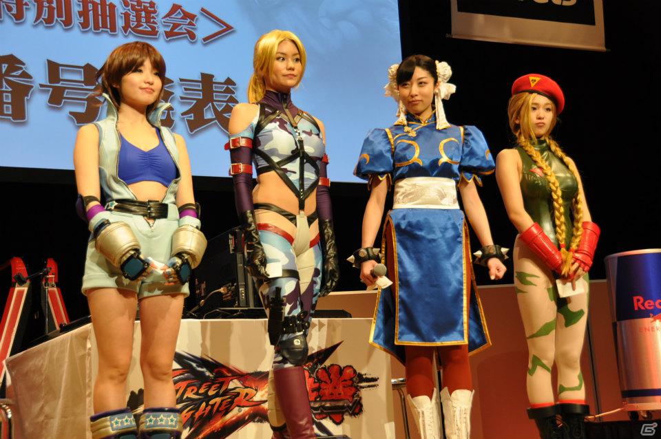 小野P＆原田氏がMissストクロから嬉しいケツキック！？白熱した全国大会決勝やモデルのJOYさんが登壇してのジャンブルモードデモプレイ、コラボ衣装情報も！ストクロ完成記念イベントレポの画像110