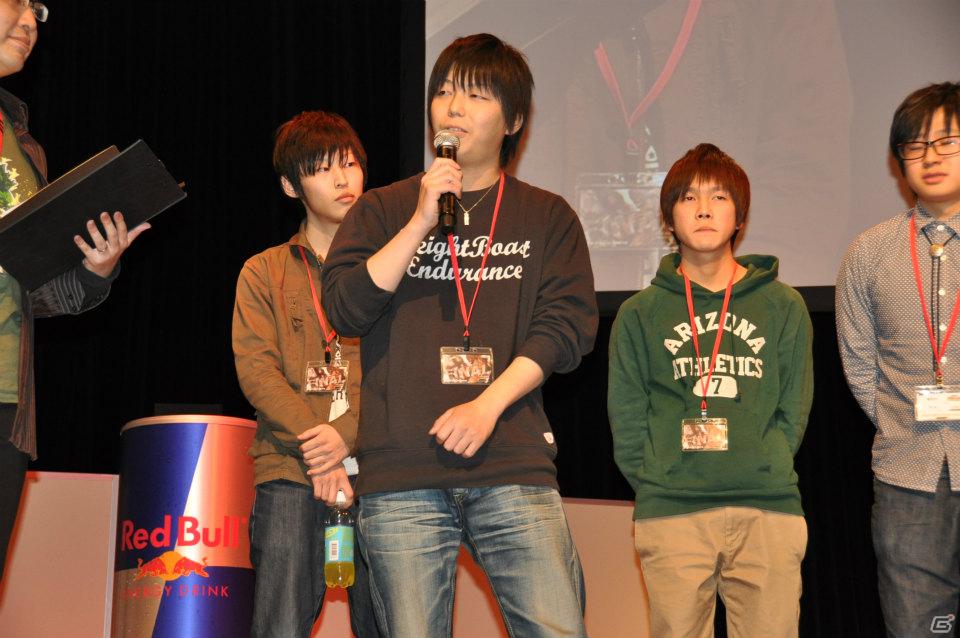 小野P＆原田氏がMissストクロから嬉しいケツキック！？白熱した全国大会決勝やモデルのJOYさんが登壇してのジャンブルモードデモプレイ、コラボ衣装情報も！ストクロ完成記念イベントレポの画像118