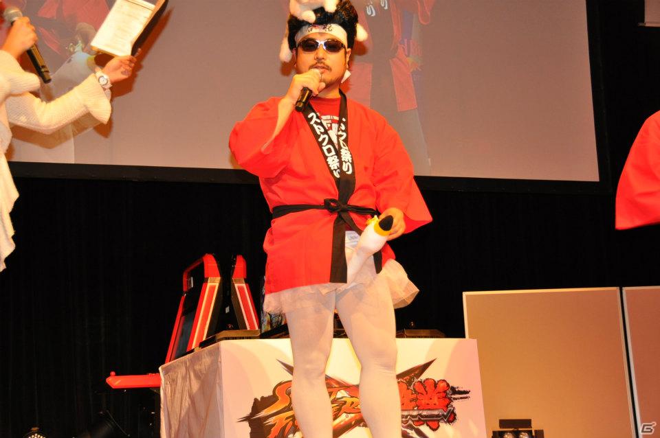 小野P＆原田氏がMissストクロから嬉しいケツキック！？白熱した全国大会決勝やモデルのJOYさんが登壇してのジャンブルモードデモプレイ、コラボ衣装情報も！ストクロ完成記念イベントレポの画像23