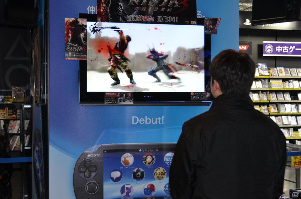 大人へ向けたエンターテイメントに―PS3/Xbox 360「NINJA GAIDEN 3」店頭体験会でプロデューサー・早矢仕洋介氏によるトークイベントが開催の画像21