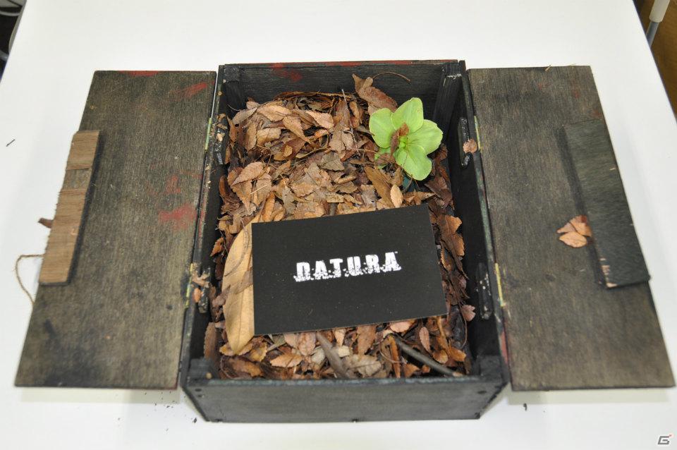 PS3「DATURA」の世界から編集部に謎の小包が到着…その中には一体？？3月23日よりギミックが楽しめる公式サイトオープンの画像4