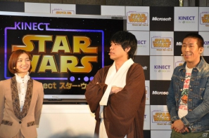 Xbox 360「Kinect スター・ウォーズ」発売記念イベントに麒麟の2人と元SDN48芹那さんが登場、ダース・ベイダー卿に挑戦＆得意のダンスを披露！？フォースでプレゼントをつかめ！の画像26