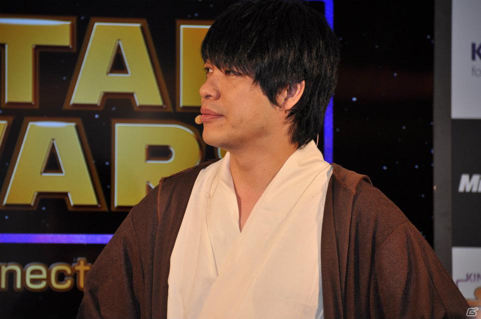Xbox 360「Kinect スター・ウォーズ」発売記念イベントに麒麟の2人と元SDN48芹那さんが登場、ダース・ベイダー卿に挑戦＆得意のダンスを披露！？フォースでプレゼントをつかめ！の画像17