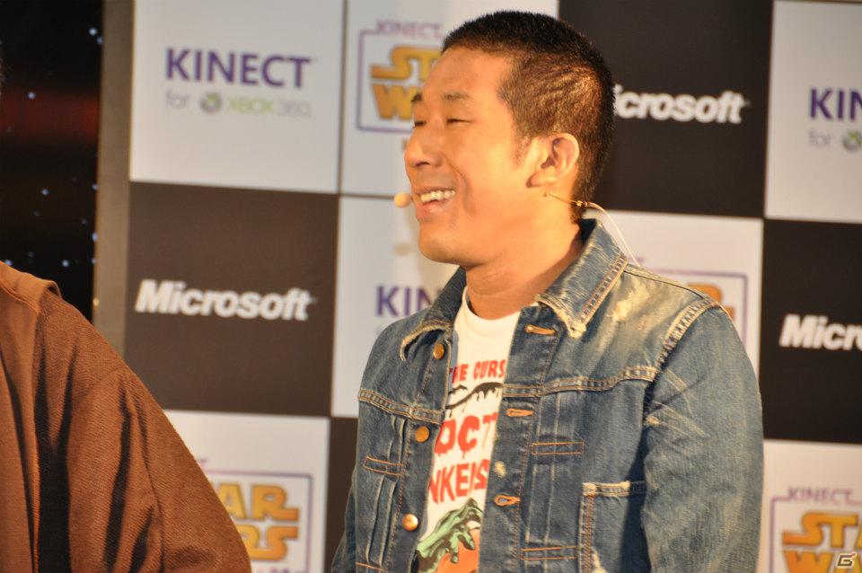 Xbox 360「Kinect スター・ウォーズ」発売記念イベントに麒麟の2人と元SDN48芹那さんが登場、ダース・ベイダー卿に挑戦＆得意のダンスを披露！？フォースでプレゼントをつかめ！の画像20