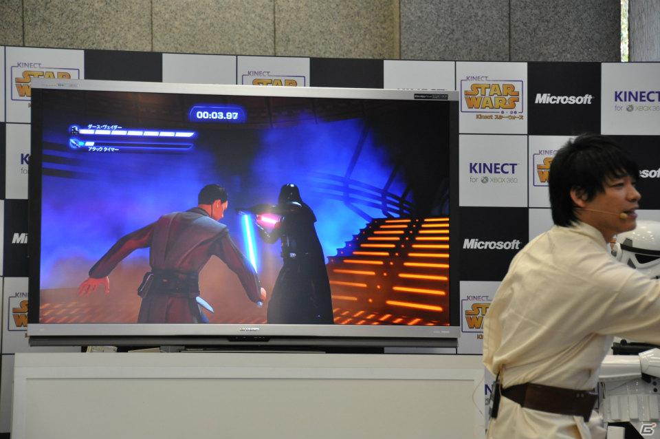 Xbox 360「Kinect スター・ウォーズ」発売記念イベントに麒麟の2人と元SDN48芹那さんが登場、ダース・ベイダー卿に挑戦＆得意のダンスを披露！？フォースでプレゼントをつかめ！の画像34