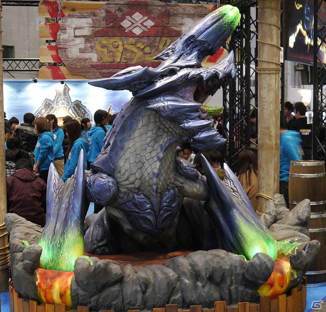 「モンスターハンターワールドG in グリーンランド」実施内容がリニューアル！「ブラキディオス」の大型造作の展示追加！新作物販グッズも続々入荷の画像4