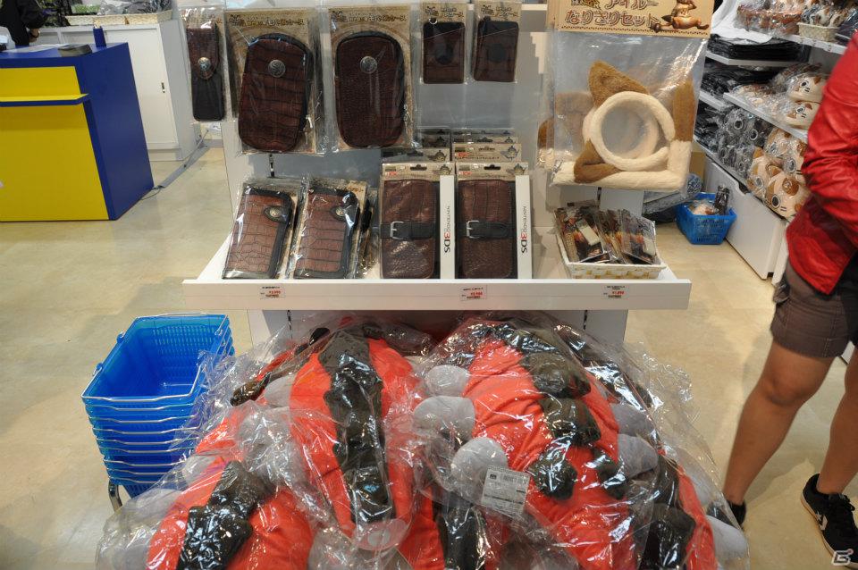 書籍も充実、アイテム数がハンパない！カプコン初のオフィシャルショップ1号店「イーカプコンお台場出張所」開店直後の様子をレポートの画像11
