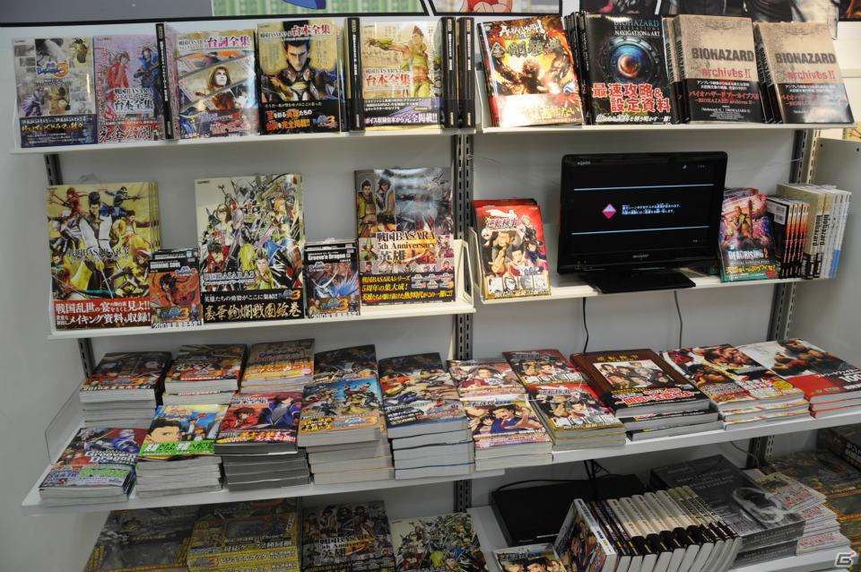 書籍も充実、アイテム数がハンパない！カプコン初のオフィシャルショップ1号店「イーカプコンお台場出張所」開店直後の様子をレポートの画像31