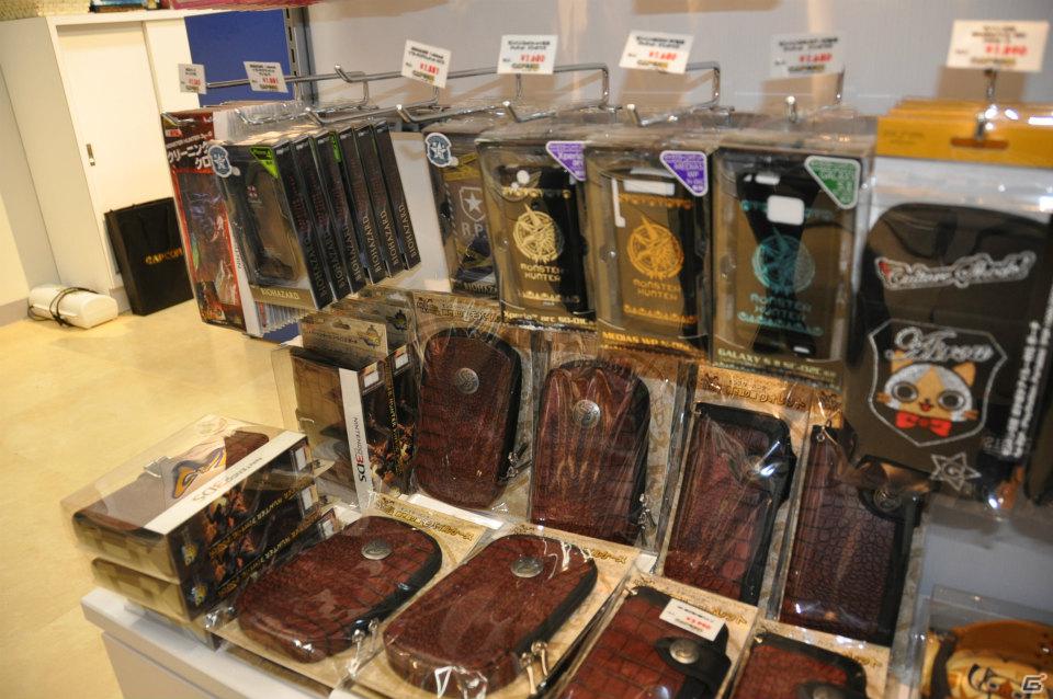 書籍も充実、アイテム数がハンパない！カプコン初のオフィシャルショップ1号店「イーカプコンお台場出張所」開店直後の様子をレポートの画像44