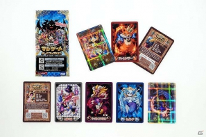 ソーシャルゲーム連動型リアルコレクションカード「大召喚！！マジゲート カードコレクション」6月8日に発売！ゲーム上にモンスター召喚！オリジナルのキャラクター26種収録の画像1