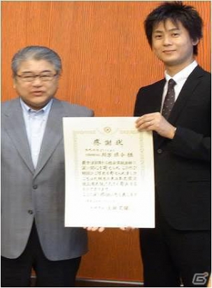 gloops、プロ野球の試合観戦を提供する社会貢献活動“gloops シートプログラム”について北海道札幌市長から表彰状を授与の画像1