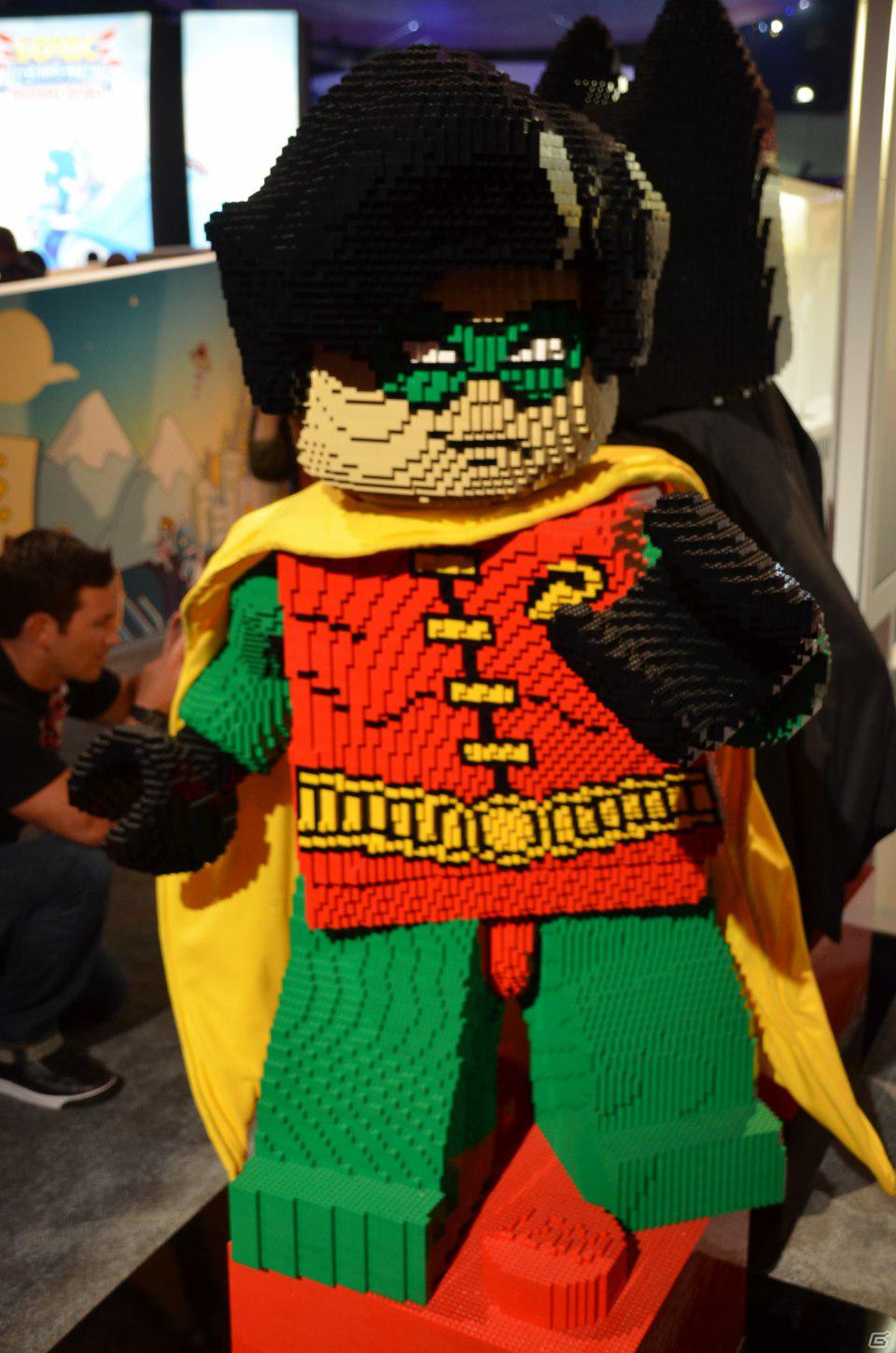 【E3 2012】バットマンとスーパーマンが共演した「LEGO Batman 2: DC Super Heroes」も出展！「Warner Bros. Interactive Entertainment」ブースレポートの画像2