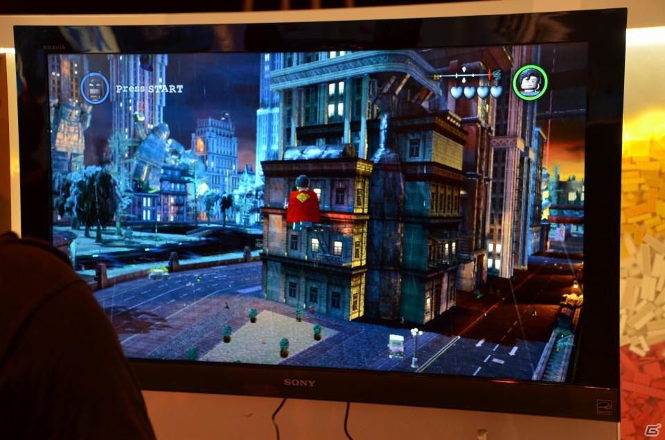 【E3 2012】バットマンとスーパーマンが共演した「LEGO Batman 2: DC Super Heroes」も出展！「Warner Bros. Interactive Entertainment」ブースレポートの画像6