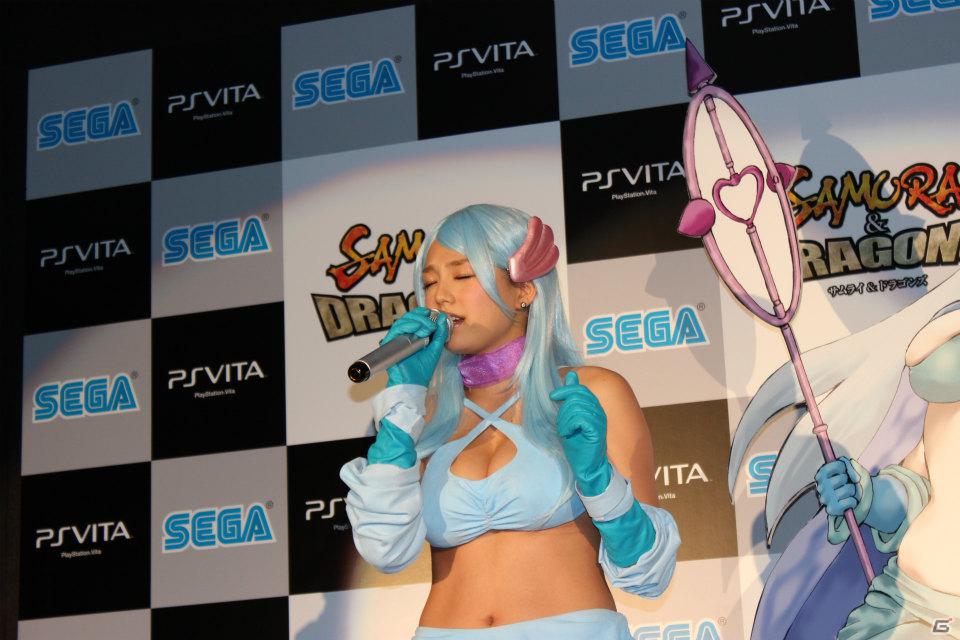 篠崎愛さんがむっちり魔法使いの姿で登場！PS Vita「サムライ＆ドラゴンズ」PV完成披露会見の模様をお届けの画像17