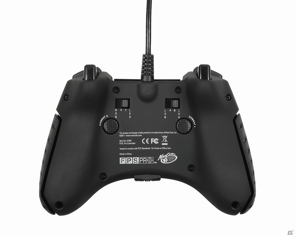 マッドキャッツ、FPSなどのアクションゲームに特化したPS3/Xbox 360用ゲームパッドを7月5日に発売の画像6