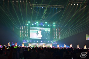 りっちゃんの誕生日を会場のみんなでお祝い！アイドル全員が歌って踊って盛り上がったアイドルマスター7周年ライブ「THE IDOLM@STER 7th ANNIVERSARY 765PRO ALLSTARS みんなといっしょに！」6月23日公演の模様をレポートの画像37
