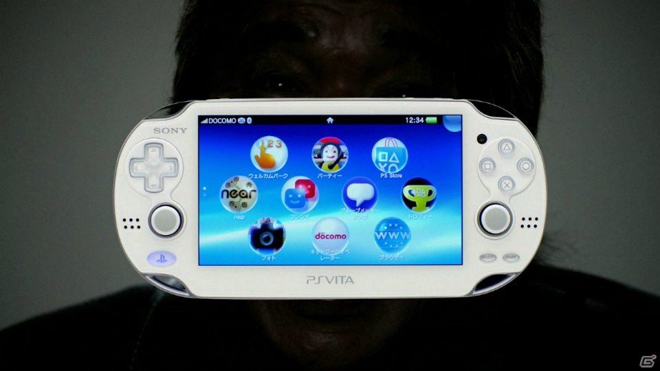 PS Vita新色「クリスタル・ホワイト」6月28日より発売！「白」を強調するため、TVCMに松崎しげるさんを利用しました！の画像9