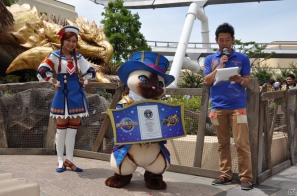 等身大「リオレイア希少種」の咆哮がUSJに轟くッ！200人のファンは大興奮！モンスター造作「ギネス世界記録」にも認定「モンスターハンター・ザ・リアル 2012」前夜祭レポートの画像38