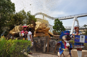 等身大「リオレイア希少種」の咆哮がUSJに轟くッ！200人のファンは大興奮！モンスター造作「ギネス世界記録」にも認定「モンスターハンター・ザ・リアル 2012」前夜祭レポートの画像71
