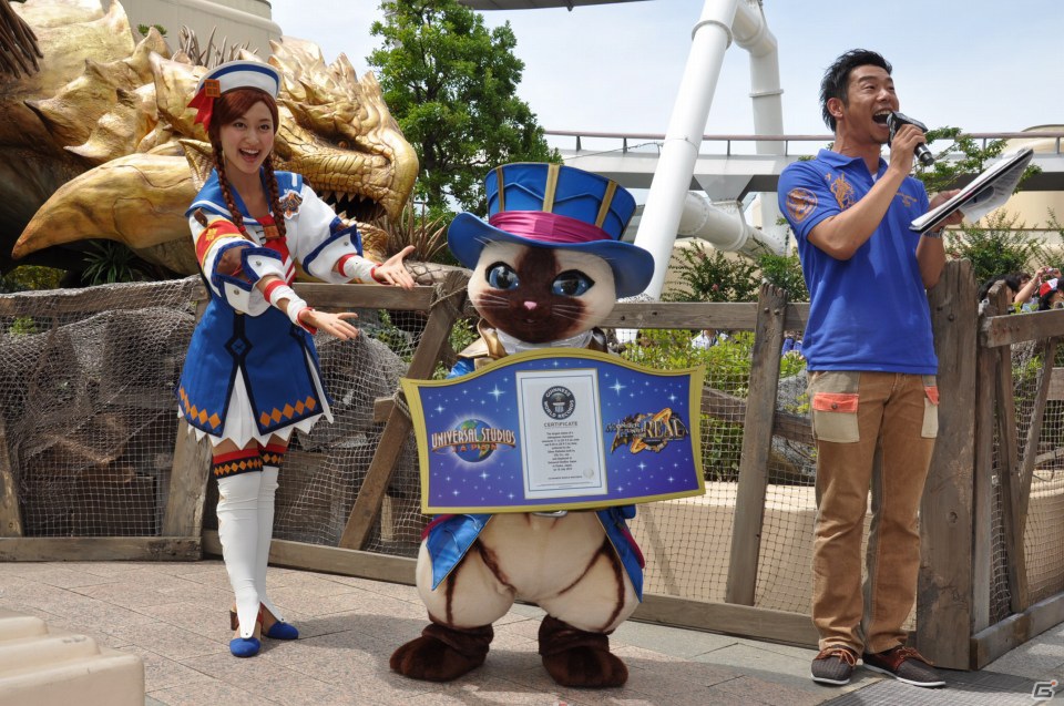 等身大「リオレイア希少種」の咆哮がUSJに轟くッ！200人のファンは大興奮！モンスター造作「ギネス世界記録」にも認定「モンスターハンター・ザ・リアル 2012」前夜祭レポートの画像45