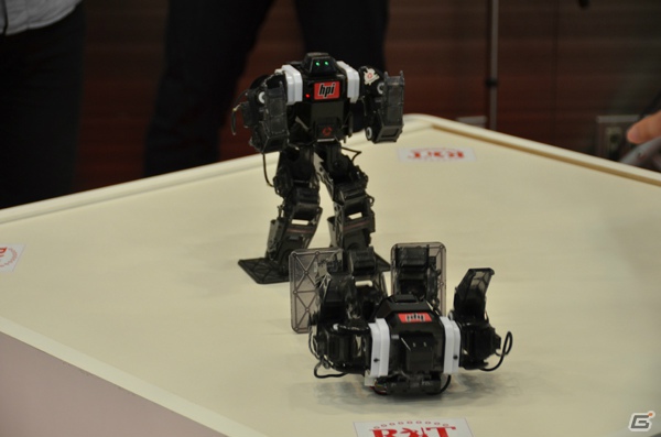 ホビーロボット体験会やガンヴァレル展示など盛りだくさんの「科学アドベンチャー祭り 2012SUMMER」出展ブース＆ライブステージを紹介！の画像3