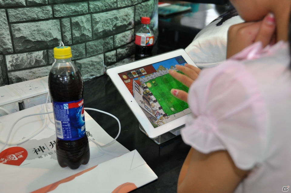【ChinaJoy 2012】リアルな戦場をオンラインで存分に楽しめる「BATTLE FIELD ONLINE」やタブレット・スマホ対応のアプリも出展されたEAブースレポの画像25