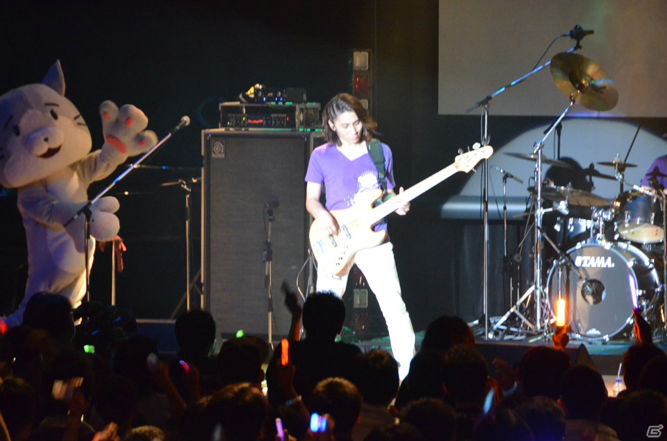 新旧の楽曲をバリエーションたっぷりに披露！「Falcom jdk BAND 2012 Super Live in NIHONBASHI MITSUI HALL」レポートの画像13