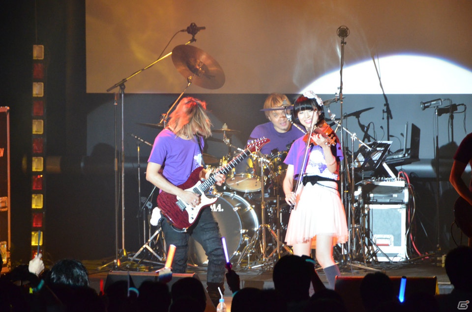 新旧の楽曲をバリエーションたっぷりに披露！「Falcom jdk BAND 2012 Super Live in NIHONBASHI MITSUI HALL」レポートの画像6