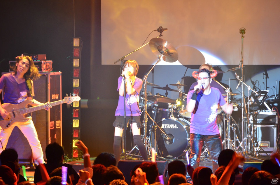 新旧の楽曲をバリエーションたっぷりに披露！「Falcom jdk BAND 2012 Super Live in NIHONBASHI MITSUI HALL」レポートの画像8