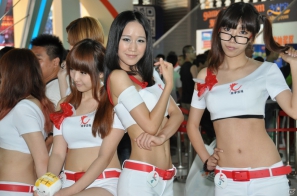 【ChinaJoy 2012】セクシーな衣装のお姉さん系からメガネっ娘、クオリティーの高いコスプレなどなど…！写真で見るコンパニオン特集第2弾の画像102