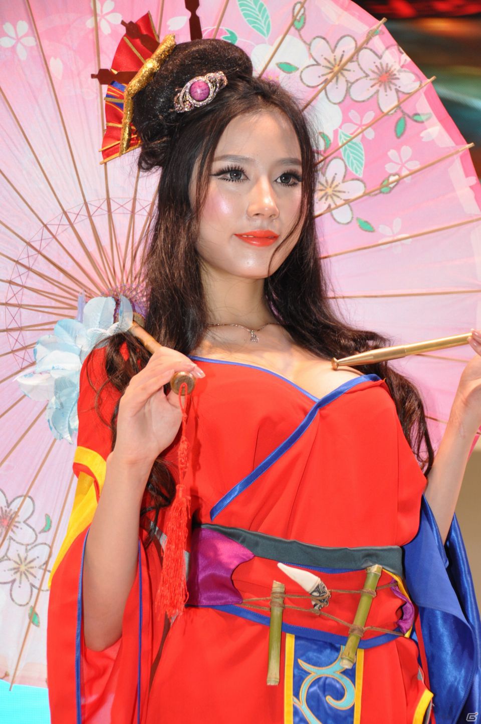 【ChinaJoy 2012】セクシーな衣装のお姉さん系からメガネっ娘、クオリティーの高いコスプレなどなど…！写真で見るコンパニオン特集第2弾の画像57
