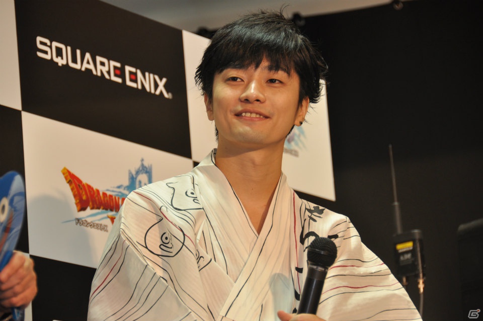 Wii「ドラゴンクエストX　目覚めし五つの種族　オンライン」ゲストに堀井雄二氏、齊藤陽介氏、福山潤さんが登壇！99人のファンがスライムうちわで発売カウントダウン！の画像36