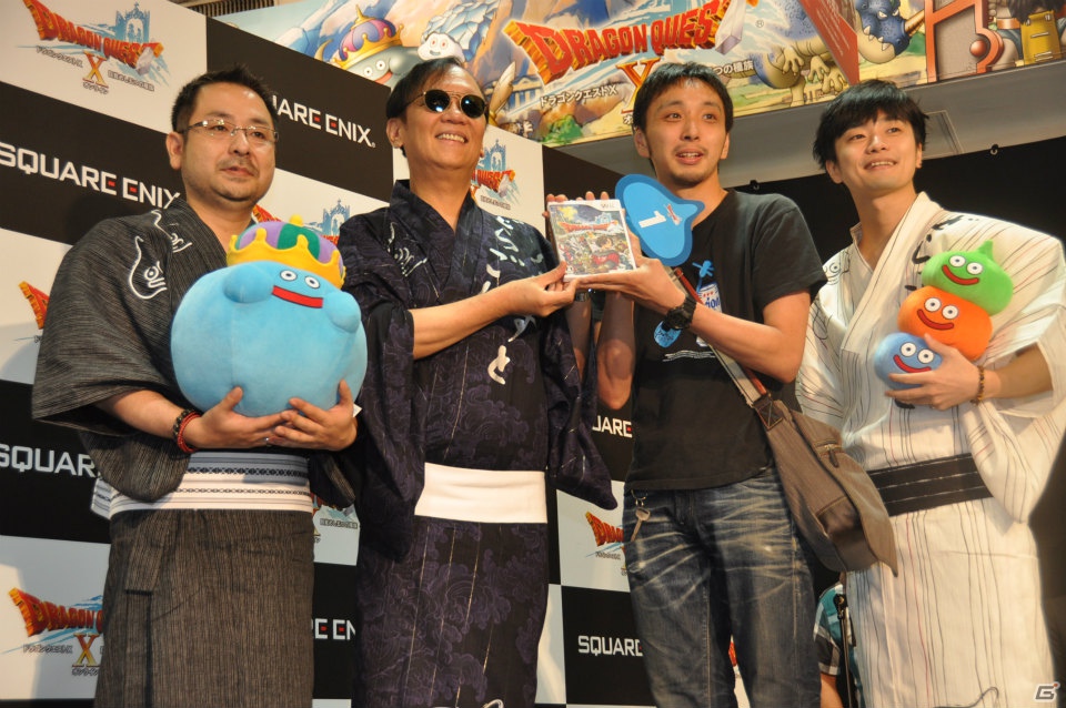 Wii「ドラゴンクエストX　目覚めし五つの種族　オンライン」ゲストに堀井雄二氏、齊藤陽介氏、福山潤さんが登壇！99人のファンがスライムうちわで発売カウントダウン！の画像67