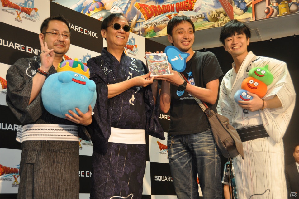 Wii「ドラゴンクエストX　目覚めし五つの種族　オンライン」ゲストに堀井雄二氏、齊藤陽介氏、福山潤さんが登壇！99人のファンがスライムうちわで発売カウントダウン！の画像68