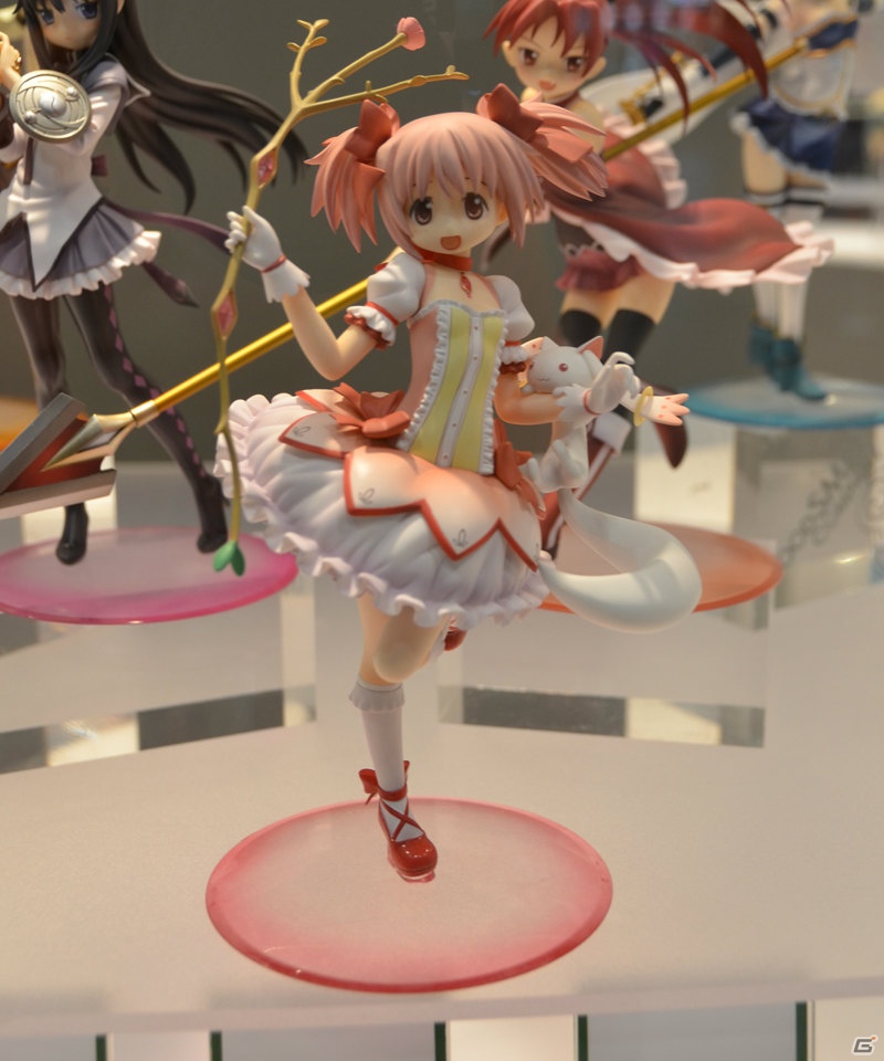 ワンダーフェスティバル2012［夏］企業ブースフォトレポートその1―ワンホビブースのフィギュアなどを紹介！の画像2