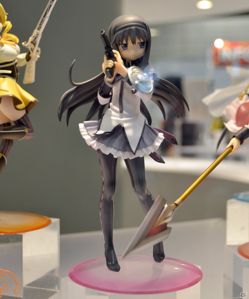ワンダーフェスティバル2012［夏］企業ブースフォトレポートその1―ワンホビブースのフィギュアなどを紹介！の画像4