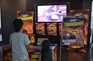 過激な走りでライバルを破壊する爽快感が魅力―PS3/Xbox 360「DiRT Showdown」店頭体験会レポートの画像8
