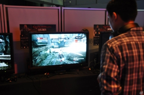 入場を待つファンが長蛇の列！「Halo 4」や「Gears of War：Judgment」など注目のタイトルが試遊可能！「Xbox 360 「大」感謝祭 2012 夏」プレスステージレポートの画像188