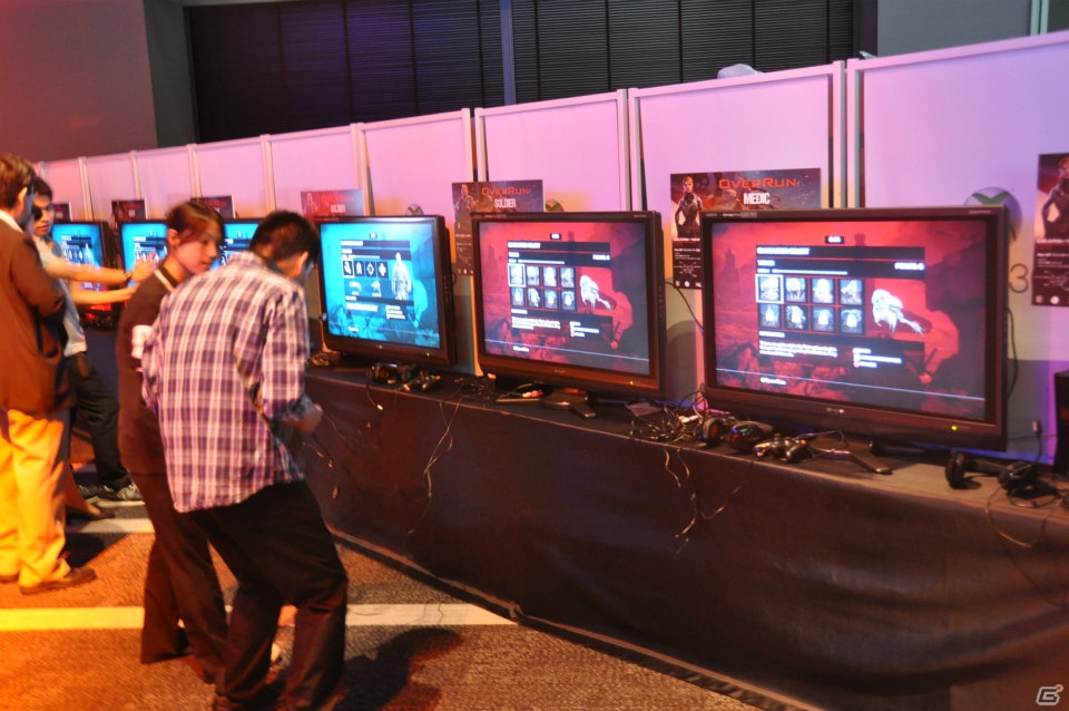 入場を待つファンが長蛇の列！「Halo 4」や「Gears of War：Judgment」など注目のタイトルが試遊可能！「Xbox 360 「大」感謝祭 2012 夏」プレスステージレポートの画像186