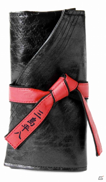 PS Vita専用「ストリートファイター X 鉄拳 キャラクターケース」が登場！2012年10月25日より販売開始の画像2