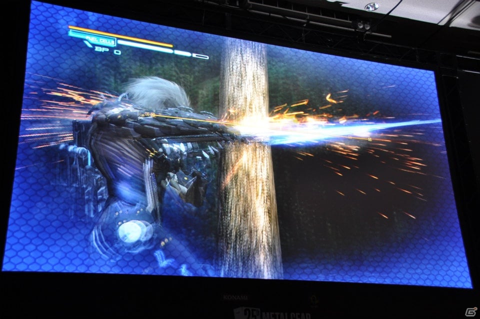 PS3/Xbox 360「メタルギア ライジング リベンジェンス」実機デモプレイ＆FOX ENGINEで開発中のタイトルにスネークの姿が…！「メタルギア 25th ANNIVERSARY PARTY」レポート（後編）の画像14