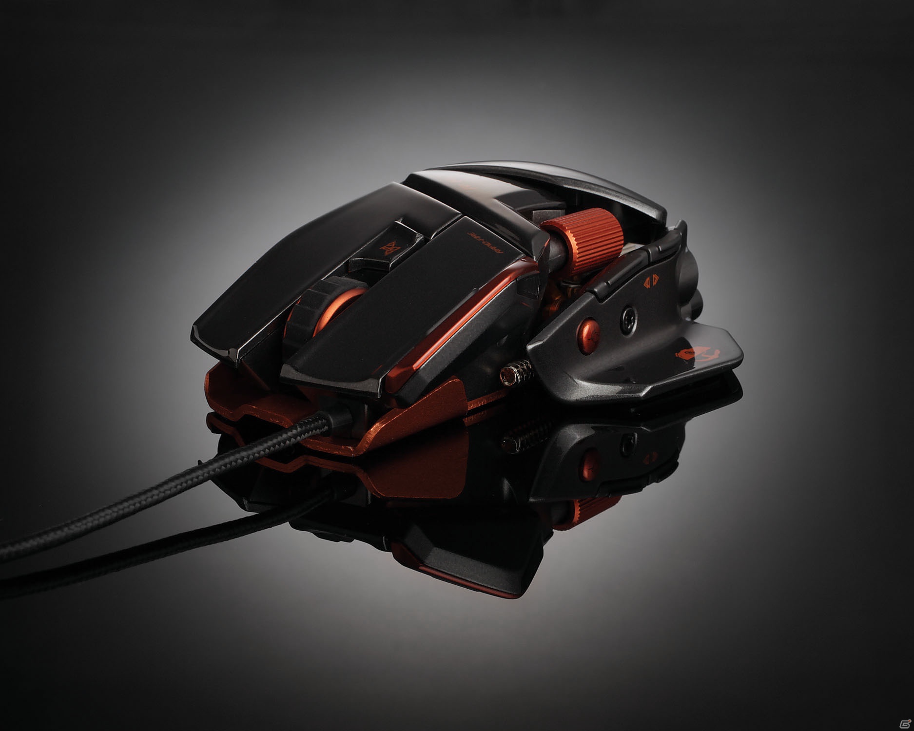 マッドキャッツ、ゲーミングマウス新製品2機種「Cyborg R.A.T. 7」新カラーバリエーションと性能が大幅に向上した「Cyborg R.A.T. 5」の発売を決定の画像2