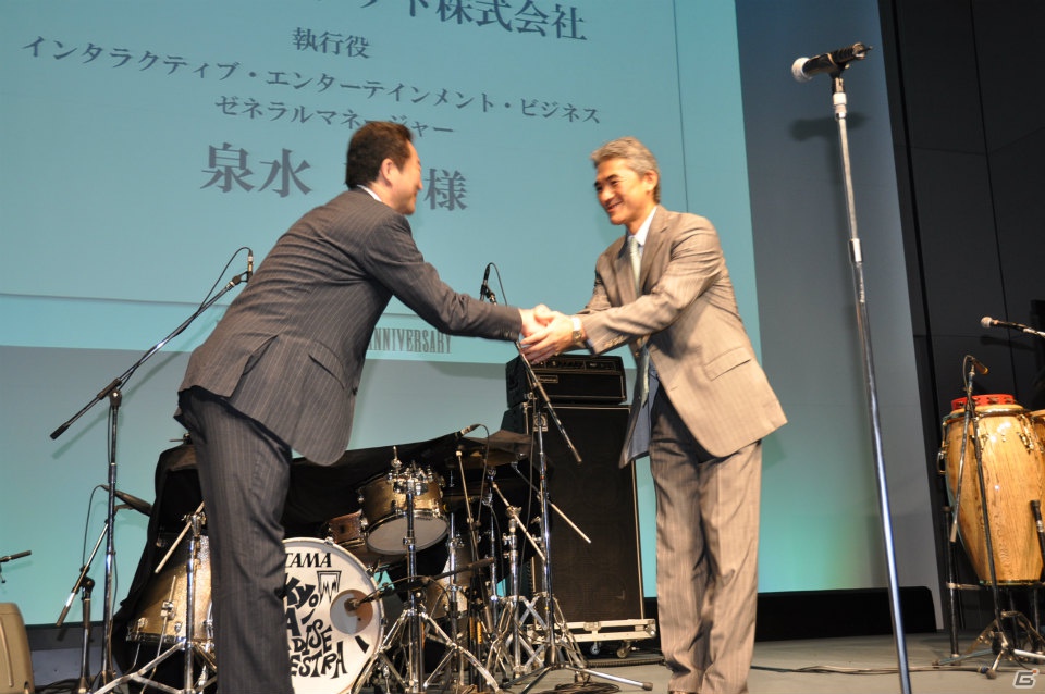 ULTIMATE BOXのメインビジュアルを手がける天野喜孝氏の登壇や東京スカパラダイスオーケストラによるFF楽曲演奏も披露！「FINAL FANTASY展」オープニングセレモニーレポートの画像69