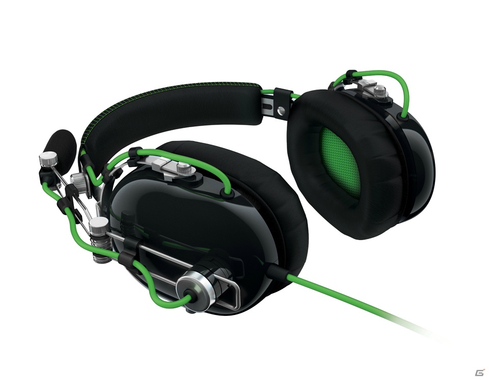 Razer、外出の際にも遮音携帯ヘッドフォンとして活用できるゲーミングヘッドセット「Razer BlackShark」を2012年9月に発売の画像3