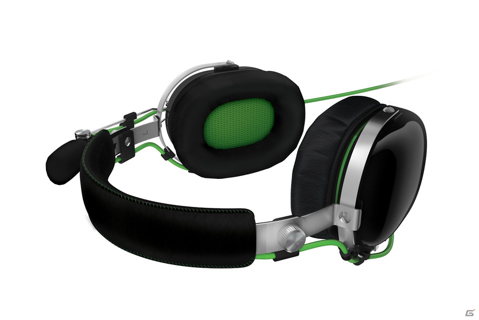 Razer、外出の際にも遮音携帯ヘッドフォンとして活用できるゲーミングヘッドセット「Razer BlackShark」を2012年9月に発売の画像4