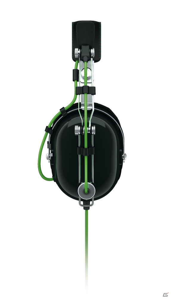 Razer、外出の際にも遮音携帯ヘッドフォンとして活用できるゲーミングヘッドセット「Razer BlackShark」を2012年9月に発売の画像9