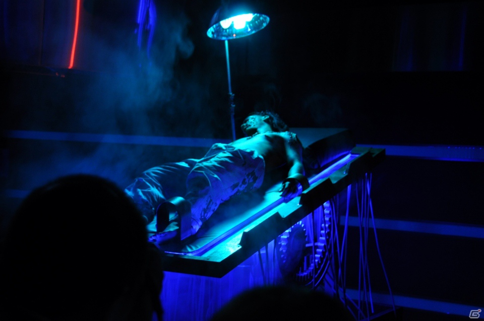 一瞬で荒廃したラクーンシティに変貌！アンブレラ社に待ち受ける