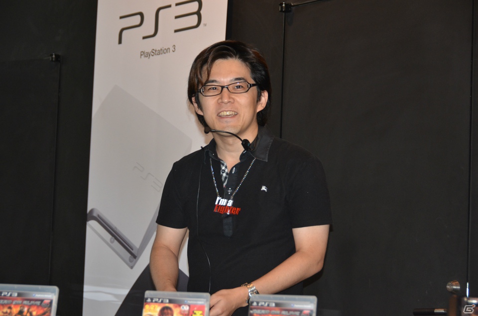 ファンと一緒に作っていくゲームにしたい―PS3/Xbox 360「DEAD OR ALIVE 5」プロデューサー・早矢仕洋介氏によるトークショー＆店頭体験会の模様をお届け！の画像3