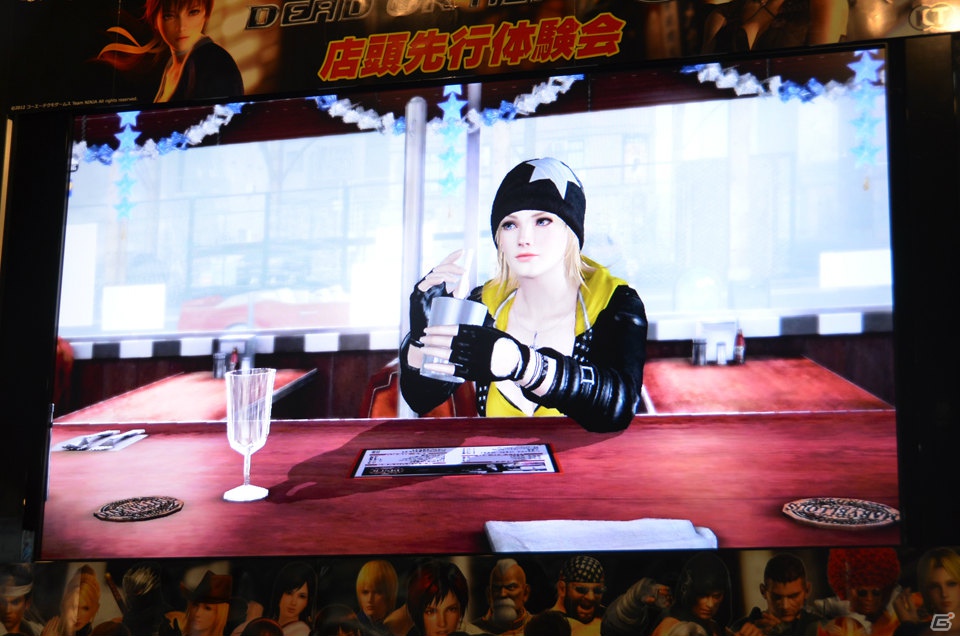 ファンと一緒に作っていくゲームにしたい―PS3/Xbox 360「DEAD OR ALIVE 5」プロデューサー・早矢仕洋介氏によるトークショー＆店頭体験会の模様をお届け！の画像8