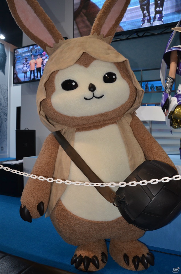【TGS 2012】スマートフォン版タイトルは「ファンタシースターオンライン2 es」に決定―PS Vita版の追加情報も明らかとなったステージレポートの画像21